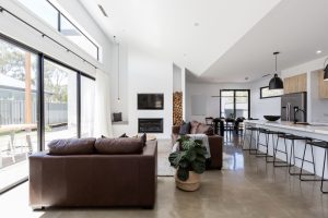 Stunning,Contemporary,Open,Plan,Spacious,Living,And,Dining,Room
